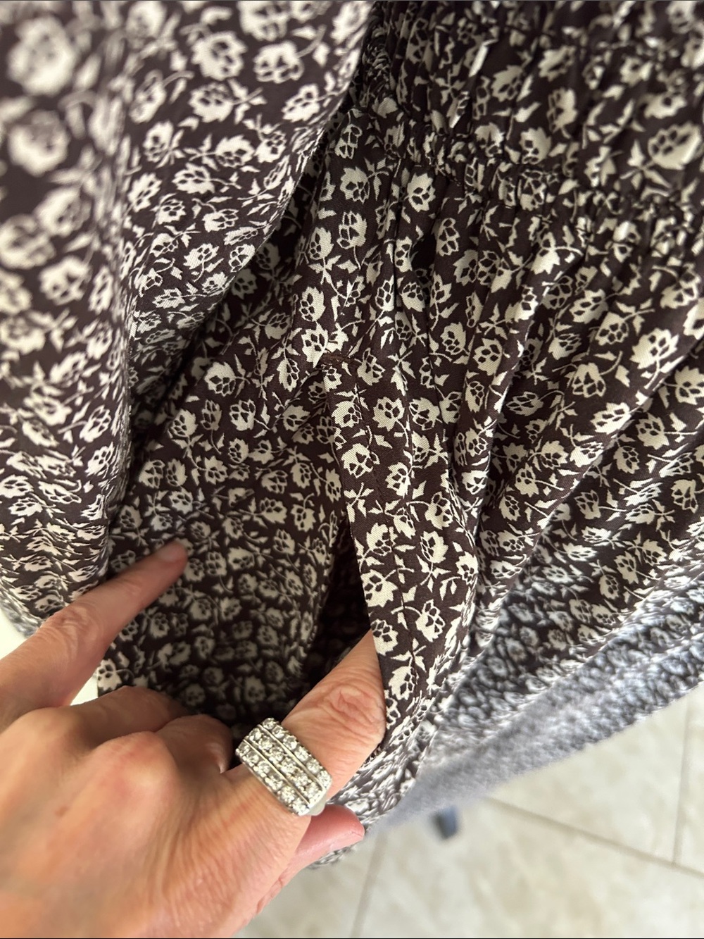 Gap V neck smocked waist brown floral cottage long balloon sleeve maxi dress L - Picture 4 of 13